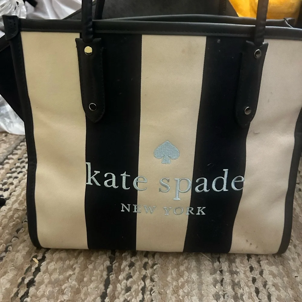 Kate Spade navy and Cream Vertical Stripe Tote - Picture 1 of 6
